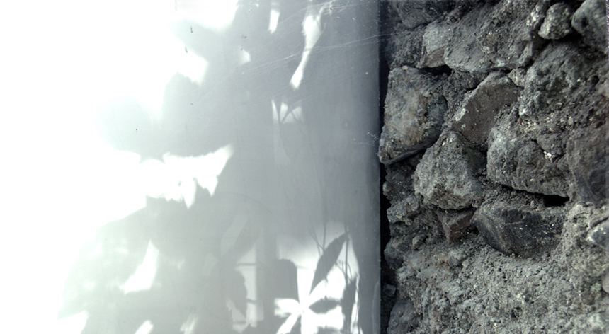 Acero inox y basalto