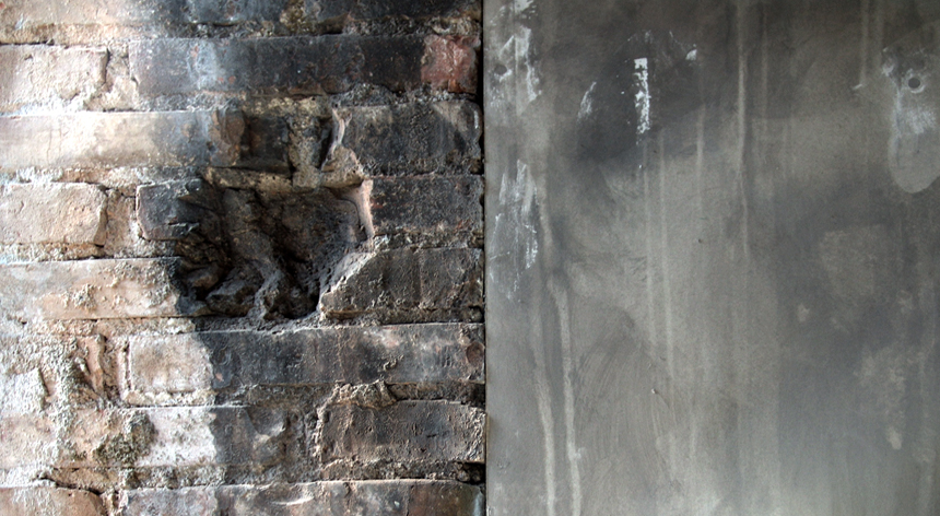 Ladrillo, yeso y ceniza